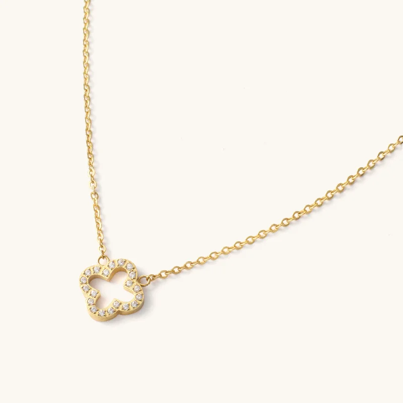 Stout link necklace-Pavé Clover Pendant Necklace