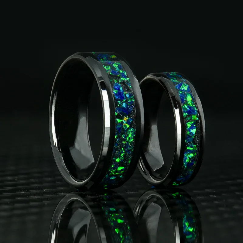 Shimmering jade ring-Matching Black Emerald Opal Glowstone Wedding Ring Set