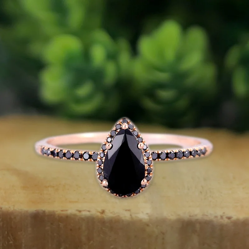 Layered tier ring-1ct Pear Black Diamond Halo Ring