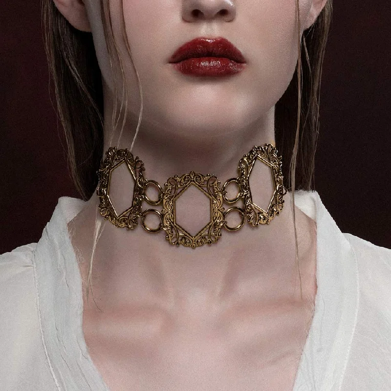 Soft curve necklace-SANSA. Vampesque Gothic Caged Choker - Gold