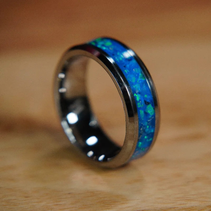 Elevated stone ring-The Winter's Howl | Tungsten Glowstone Ring