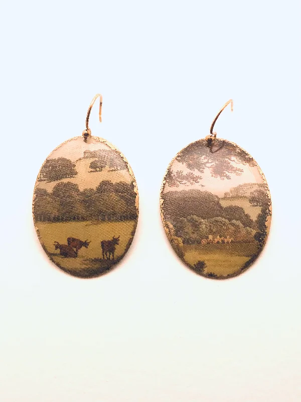 Parted-tier earrings-Cameo Dangles, Bronze