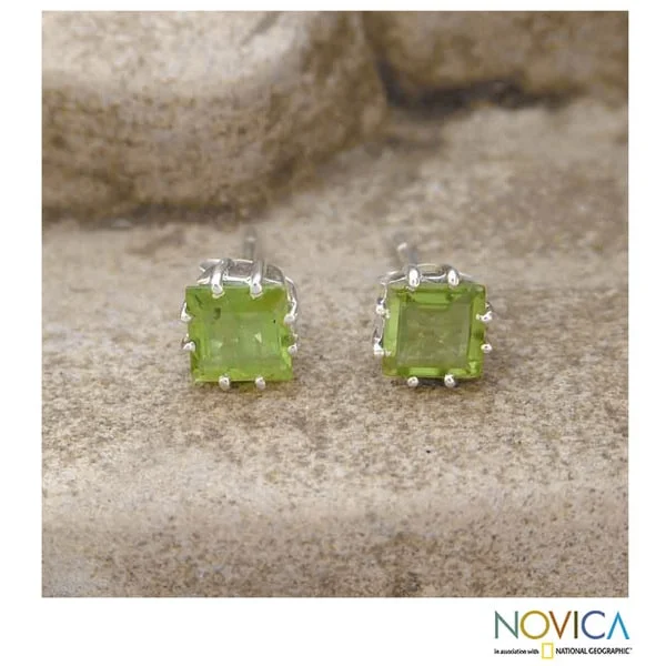 Etched hoop earrings-Handmade Sterling Silver 'Lucky Squares' Peridot Earrings (India)