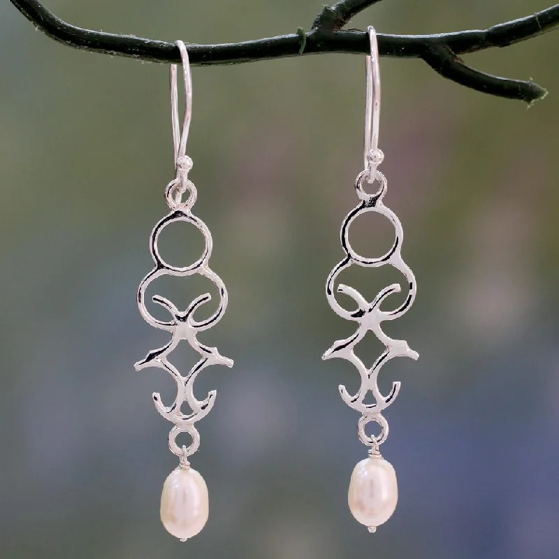 Flowing arc earrings-Handmade Sterling Silver 'Sublime Trellis' Pearl Earrings (6 mm) (India) - 2.4*0.5