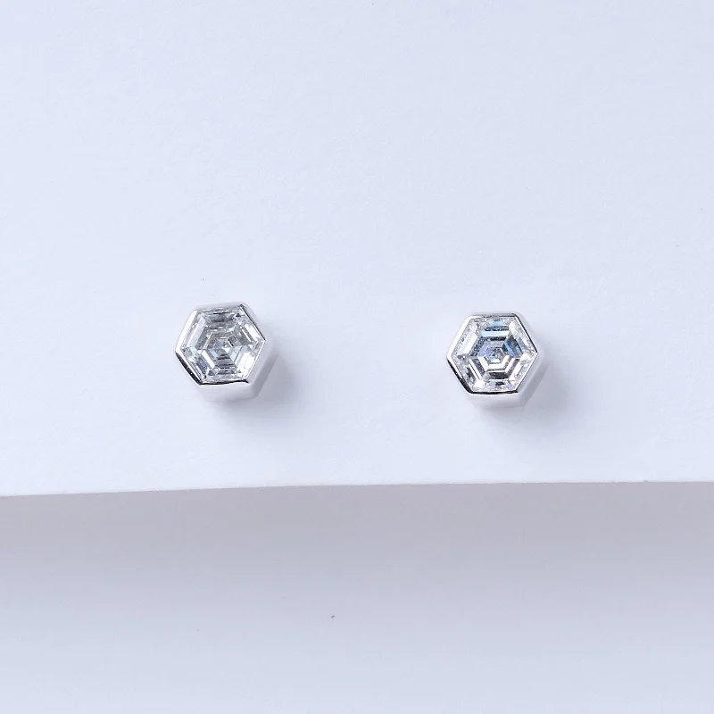 Slack coil earrings-Hexagonal Diamond Stud Earrings