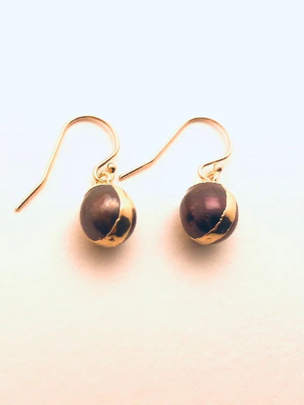 Glowing minimalist earrings-Purple Pearl wrapped in Vermeil Earrings